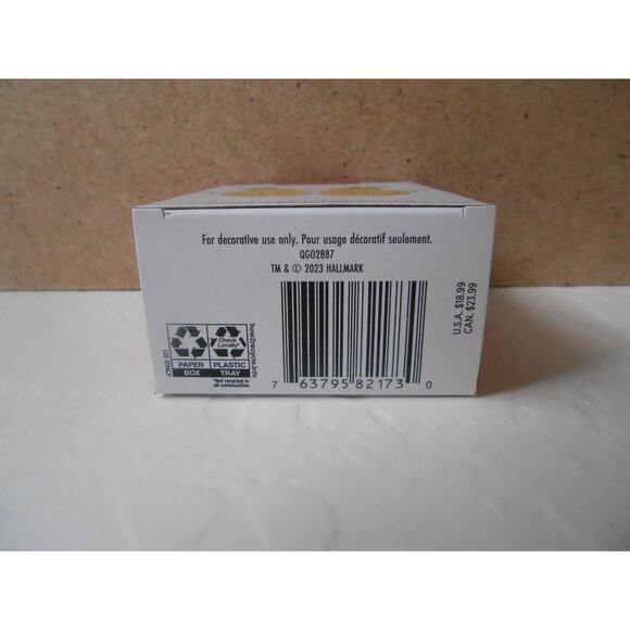 Hallmark Keepsake Pear-fect Together Christmas Tree Ornament - Picture 7 of 7